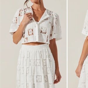 ASTR the label andolina floral lace button-up crop top